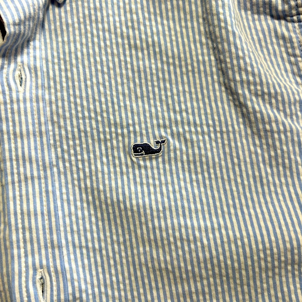 Boys Vinyard vines button up seersucker size small